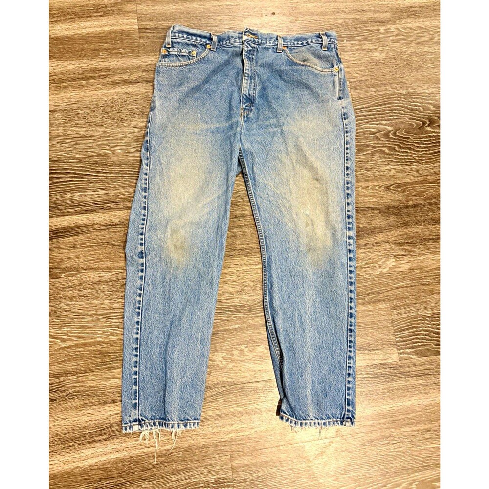 Vintage 90s Levi’s 505 Series Men’s Light Wash Blue Denim Straight Jeans 40x30